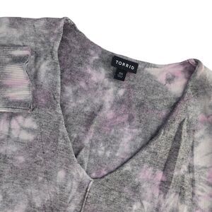 Torrid 15600240‎ Womens 00 M/L Pink/Grey Tie Dye Pullover Drop Shoulder Sweater